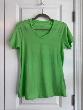 WOOLX Women’s MIA V Neck Short Sleeve Tee Lime Green Size Small